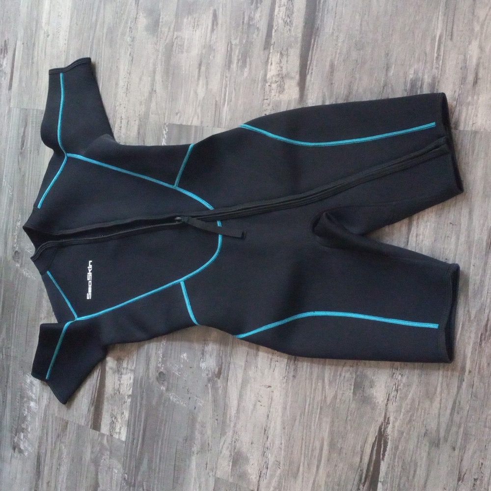 SeaSkin Short Wetsuit Women's  Diving Suit Front Zip Closure